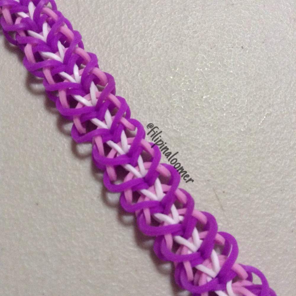 Rainbow loom 2024 heart bracelet