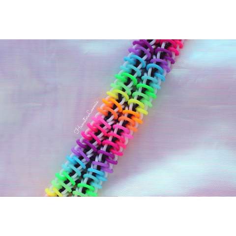 Ama Doodle Rainbow Loom Bracelet - hook only